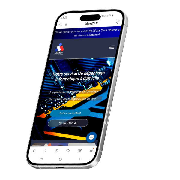 Vue d'un site web sur l'écran d'un téléphone mobile